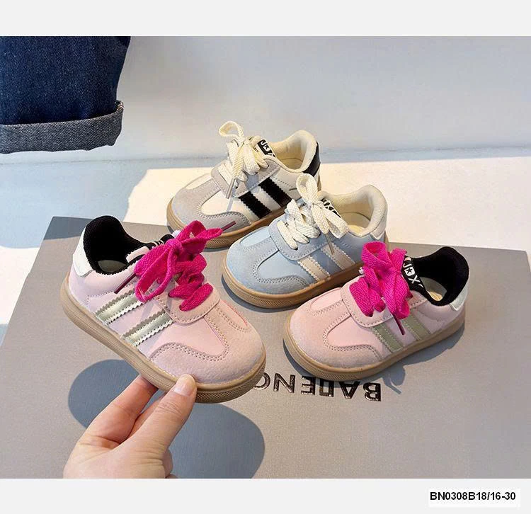 GIÀY THỂ THAO MŨI DA LỘN SZ NHÍ