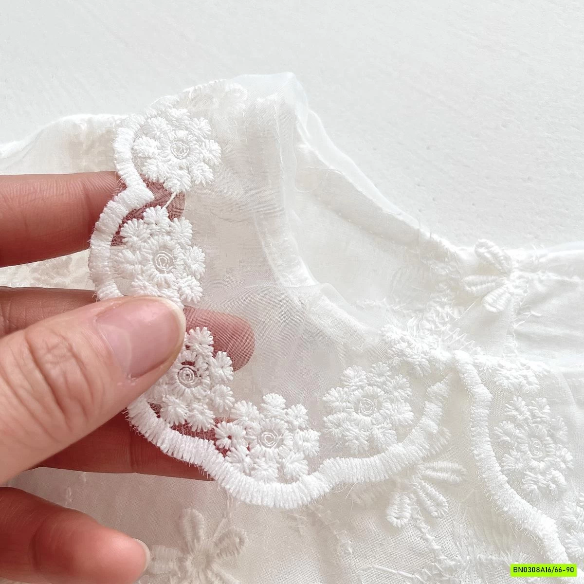 BODY VÁY THÊU HOA NỔI TIỂU THƯ