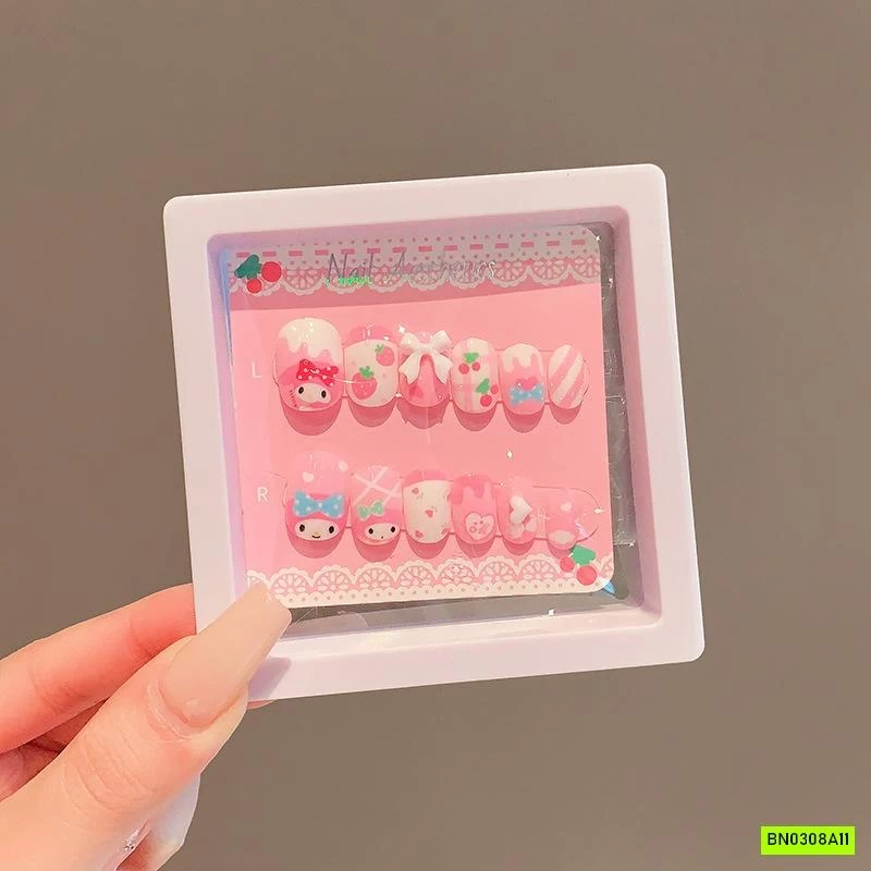 SÉT DÁN MÓNG TAY KUTE CHO BÉ