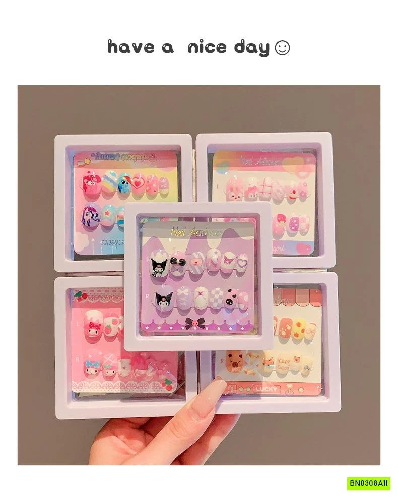 SÉT DÁN MÓNG TAY KUTE CHO BÉ