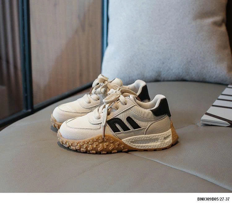 GIÀY THỂ THAO 1987