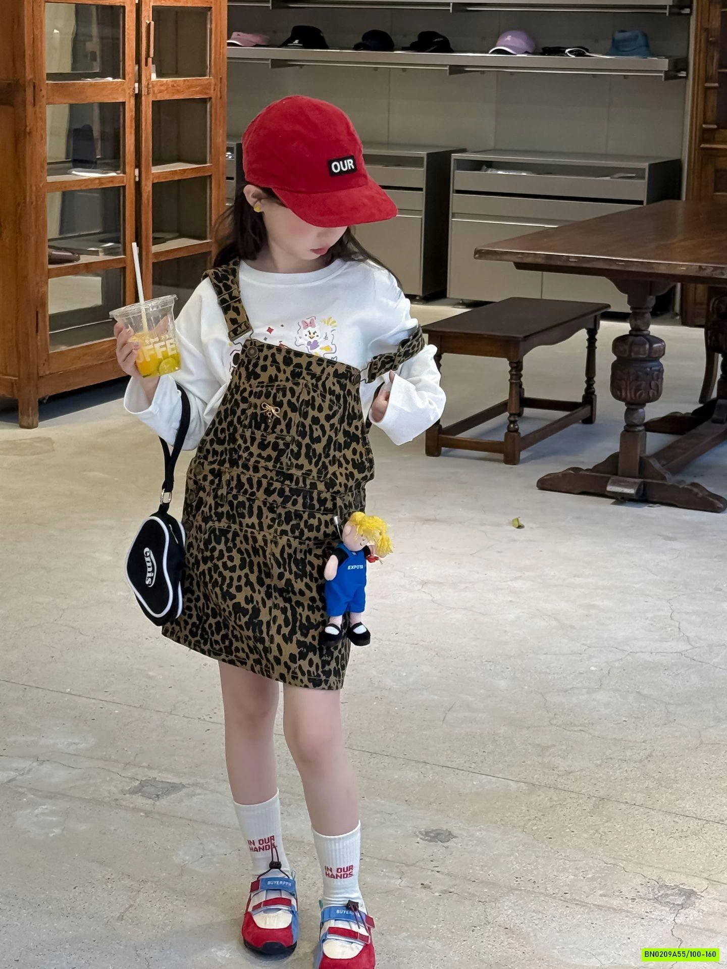 SÉT VÁY YẾM BEO MIX ÁO THUN TRẮNG