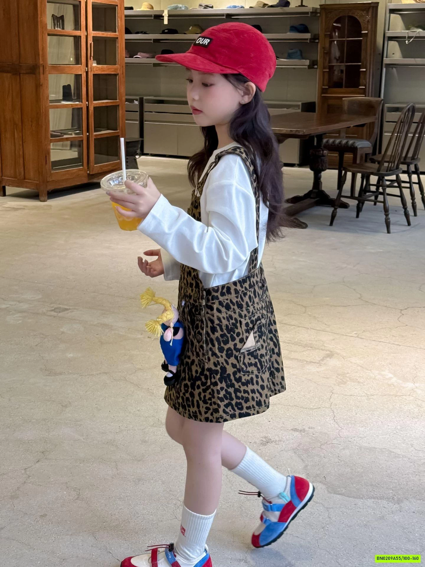 SÉT VÁY YẾM BEO MIX ÁO THUN TRẮNG