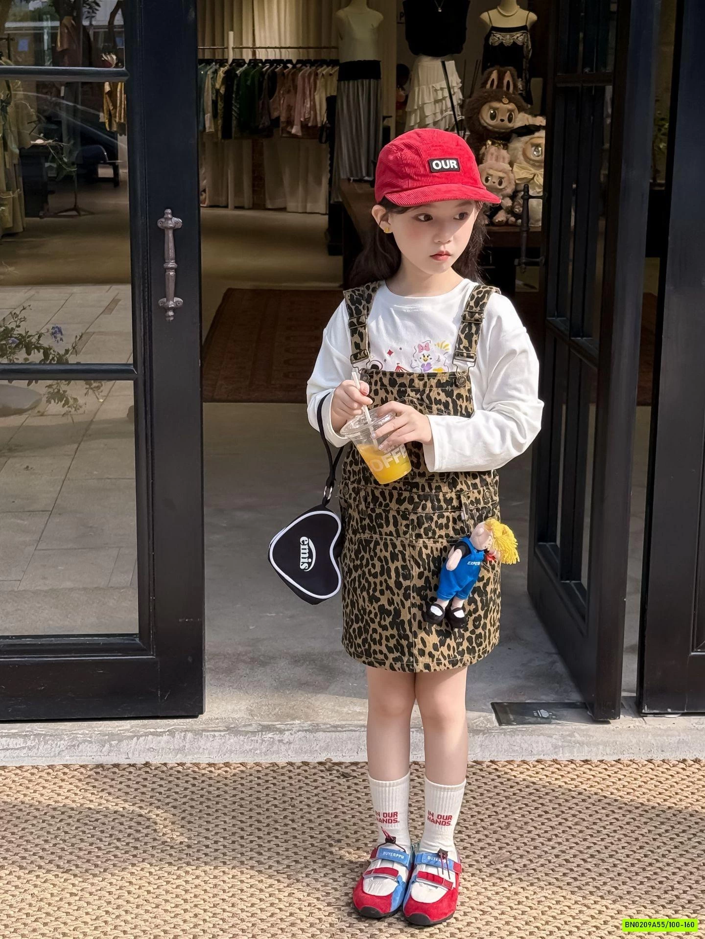 SÉT VÁY YẾM BEO MIX ÁO THUN TRẮNG