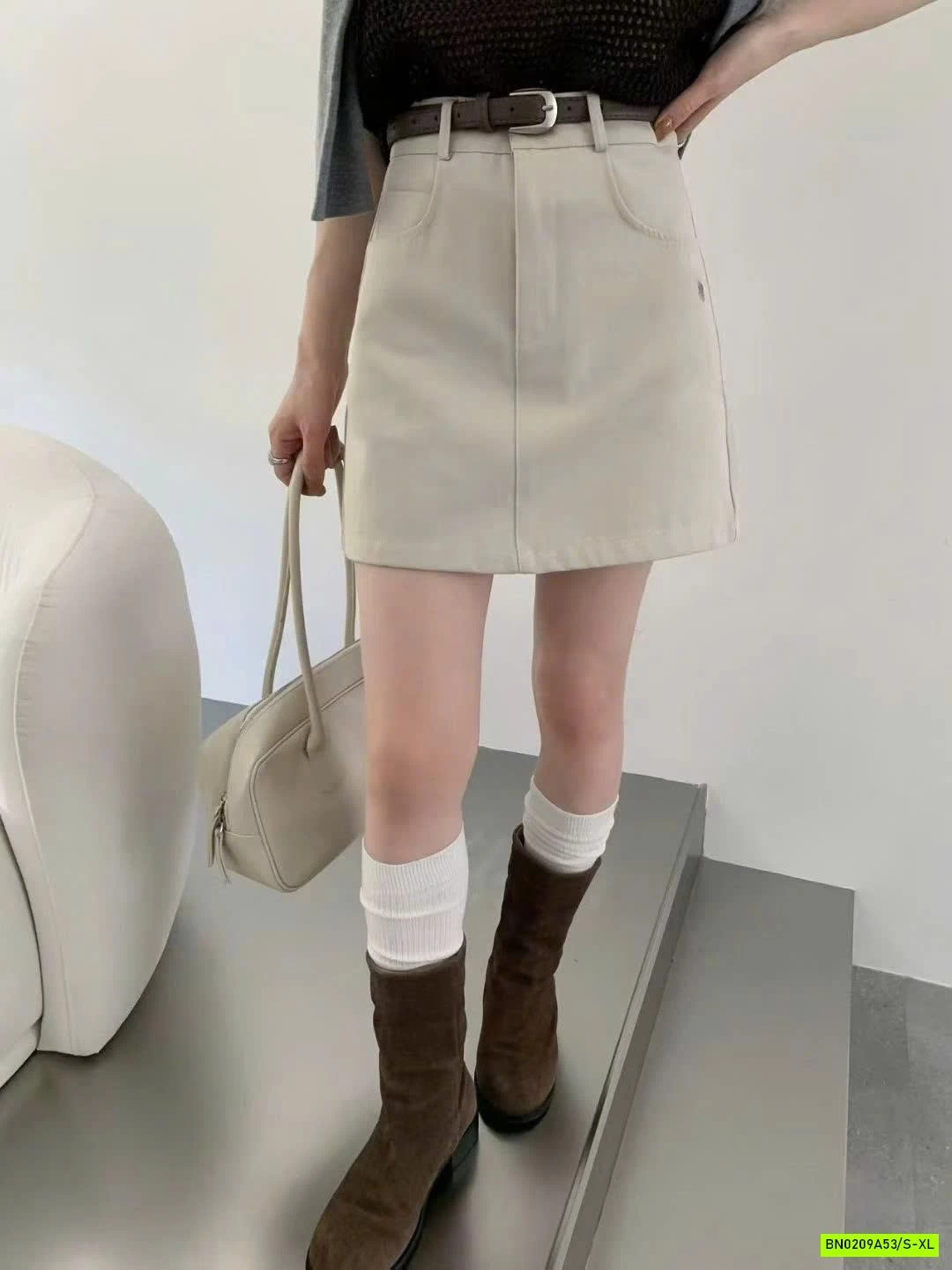 CHÂN VÁY DÁNG CHỮ A CHO NỮ