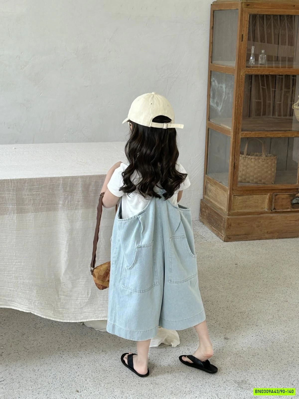 YẾM XANH ỐNG RỘNG MIX ÁO THUN NƠ