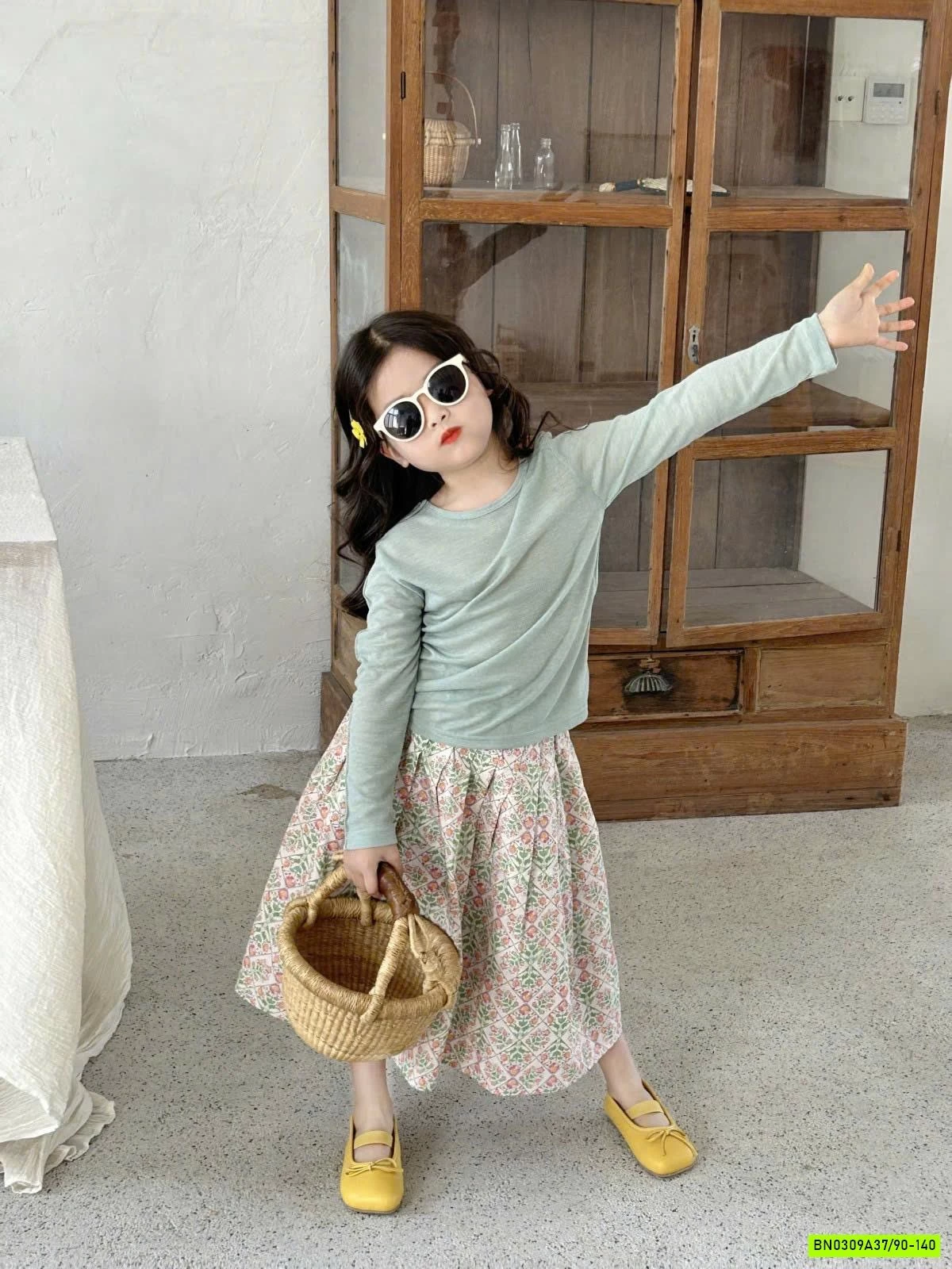 SÉT ÁO XANH DỆT MIX CHÂN VÁY HOA NHÍ