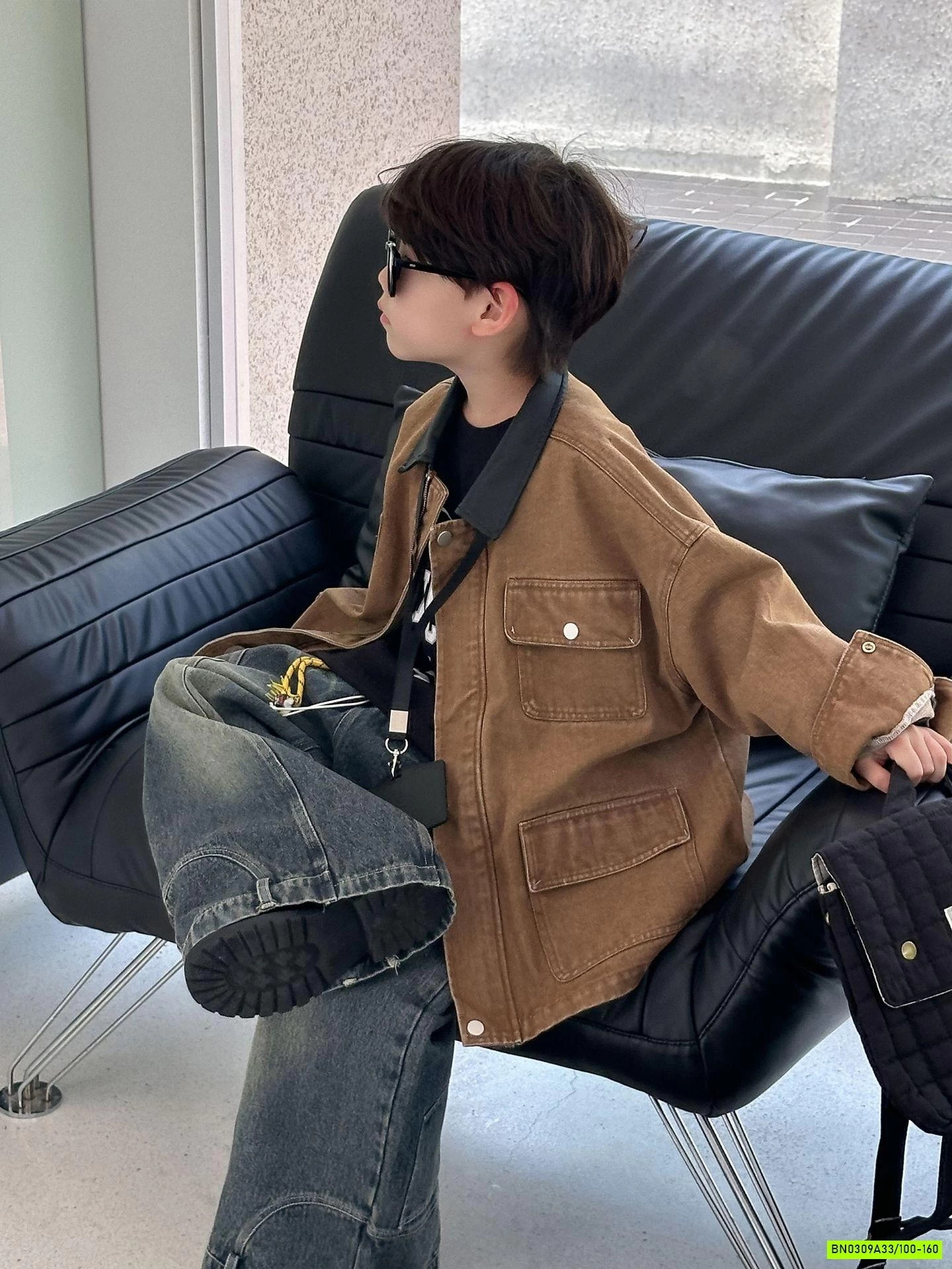 JEANS SUÔNG BẠC GỐI GÂN CHÉO