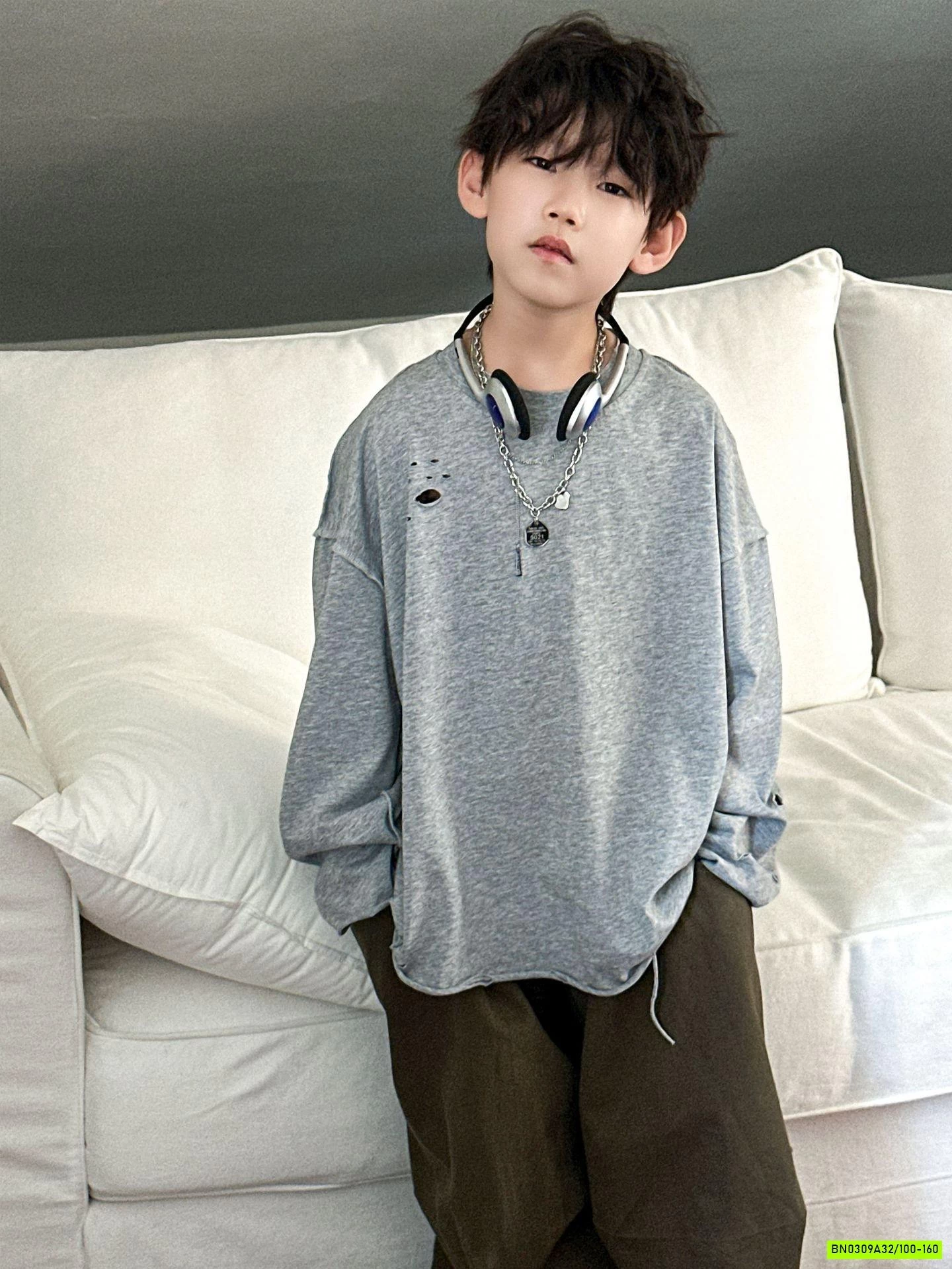 ÁO THUN TRƠN RÁCH CÁ TÍNH