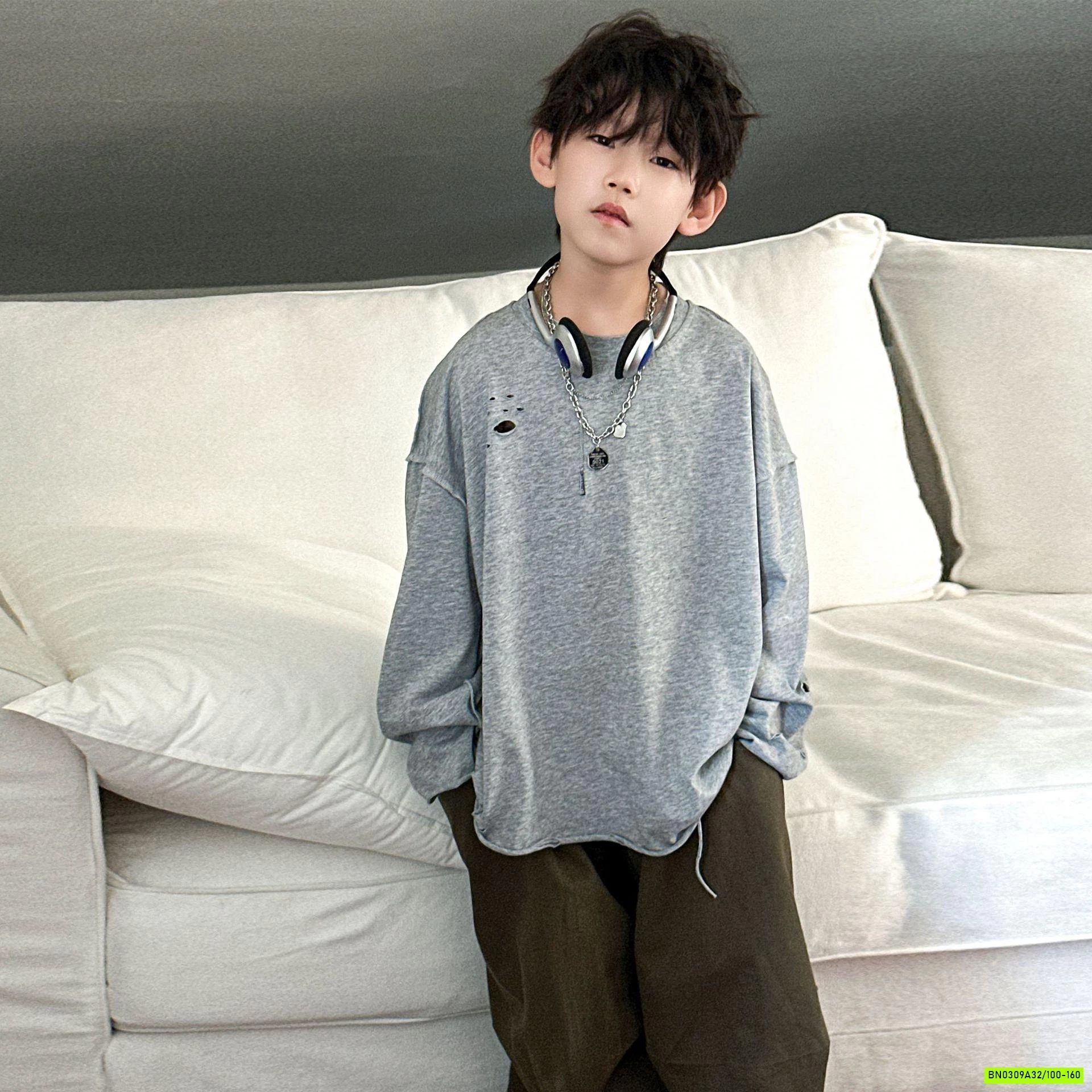 ÁO THUN TRƠN RÁCH CÁ TÍNH