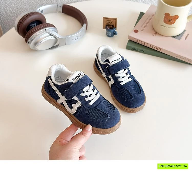 GIÀY THỂ THAO PHỐI LƯỚI VIỀN TRÁI TIM