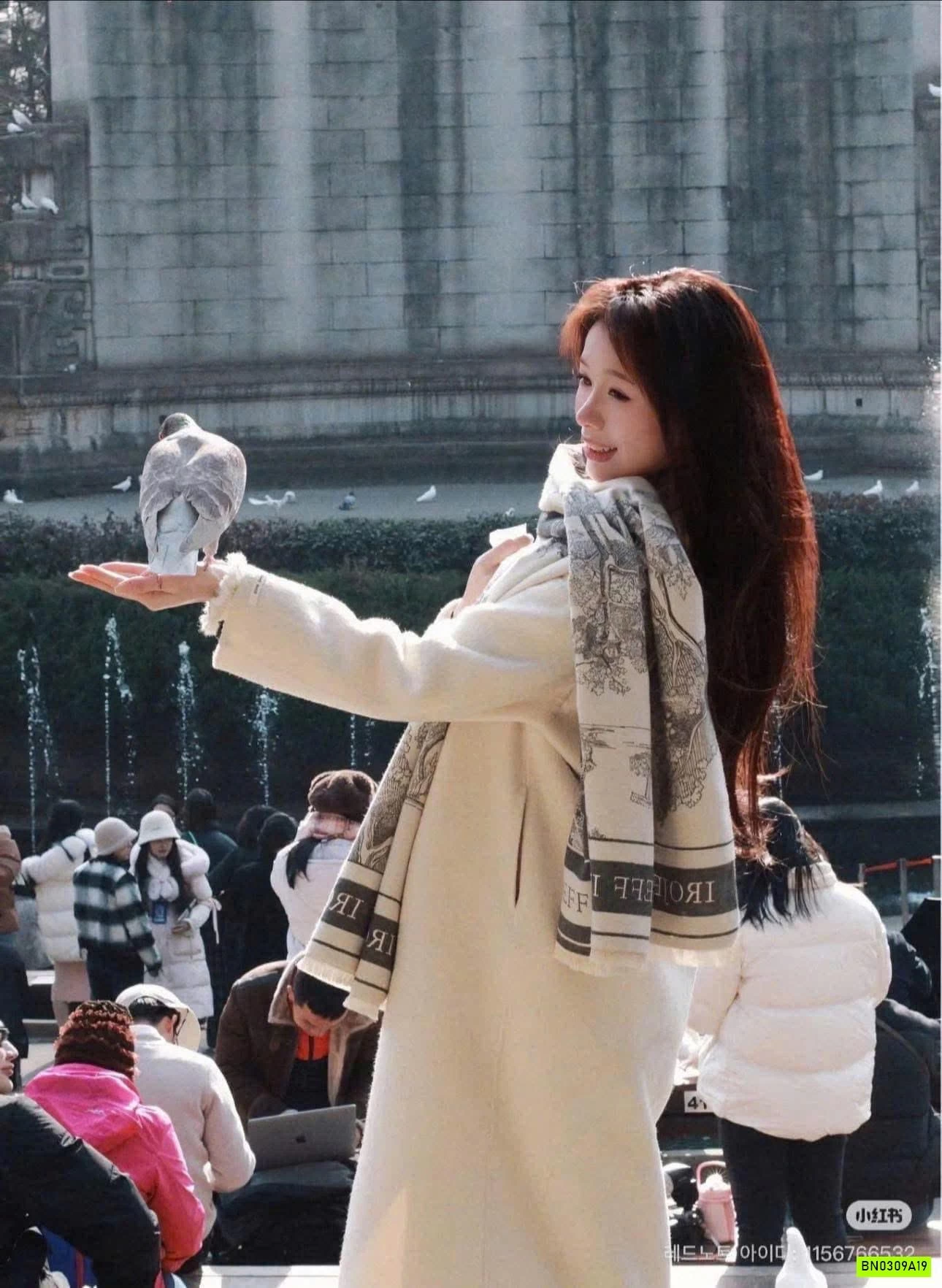 KHĂN CHOÀNG HỌA TIẾT LÔNG CỪU CASHME