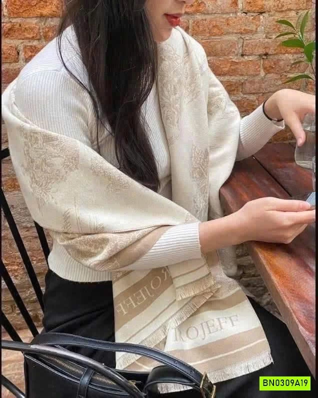 KHĂN CHOÀNG HỌA TIẾT LÔNG CỪU CASHME