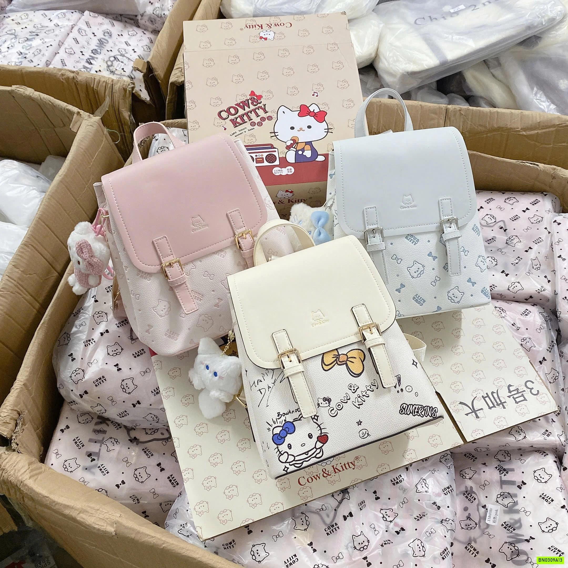 BALO KITTY CHÍNH HÃNG FULLBOX