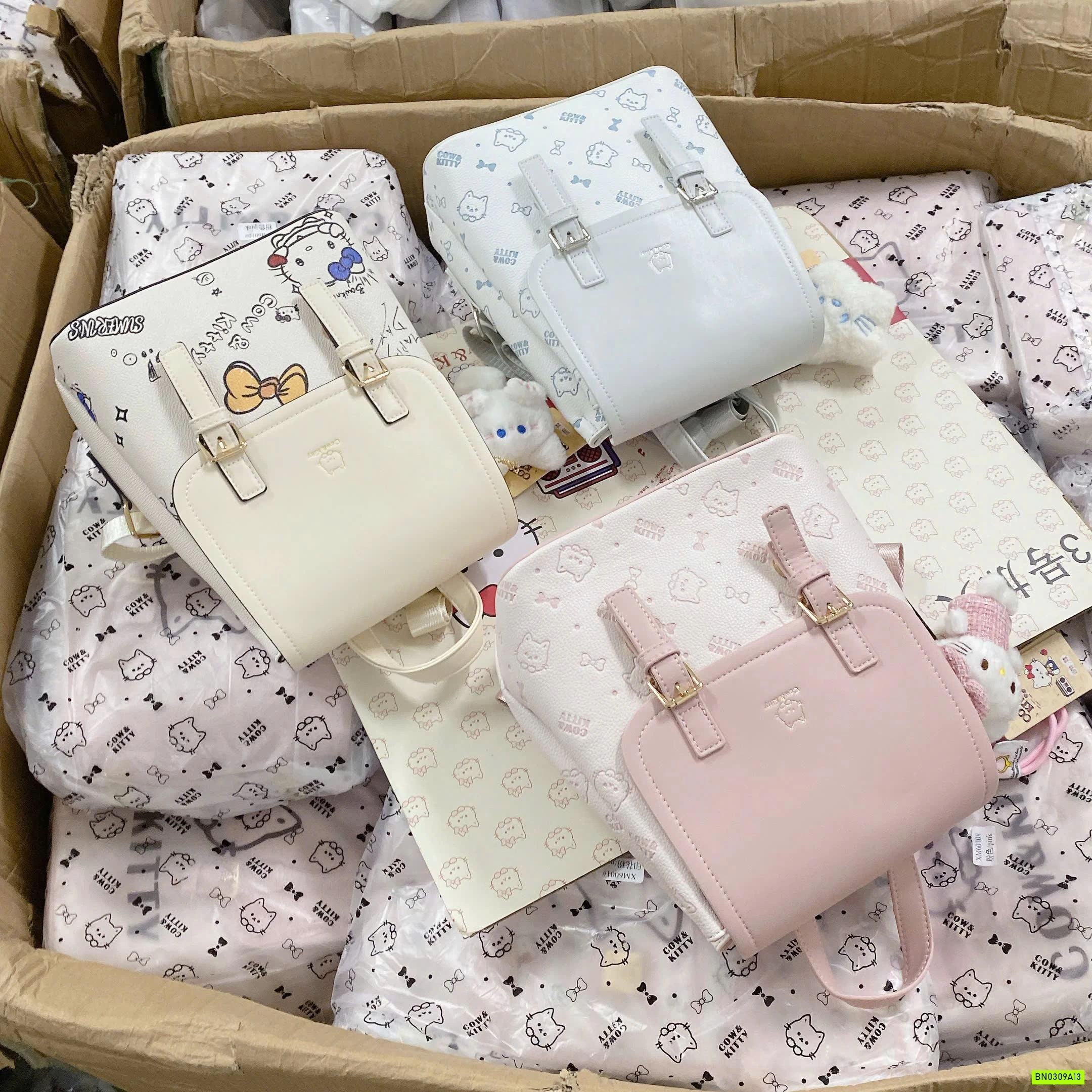 BALO KITTY CHÍNH HÃNG FULLBOX