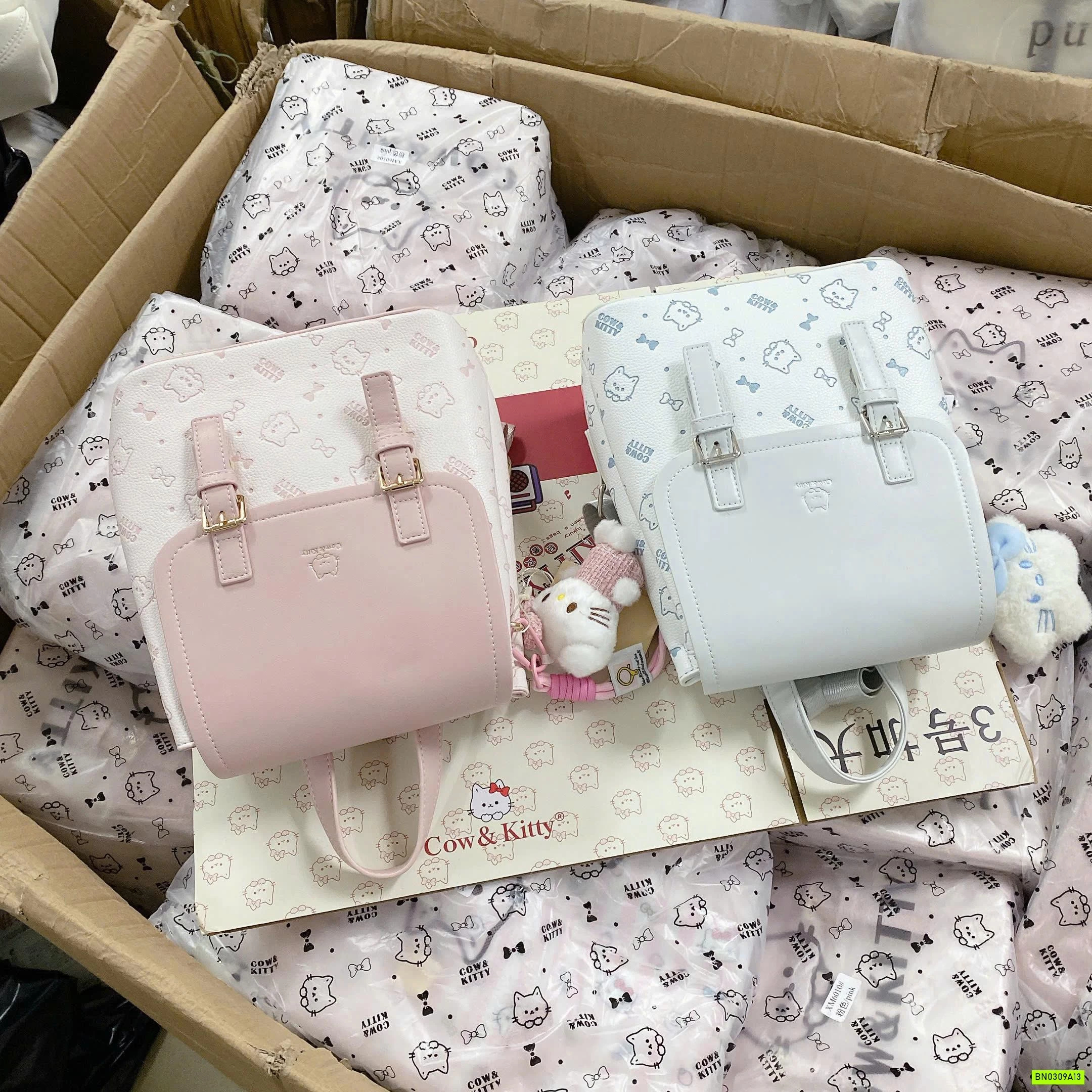 BALO KITTY CHÍNH HÃNG FULLBOX