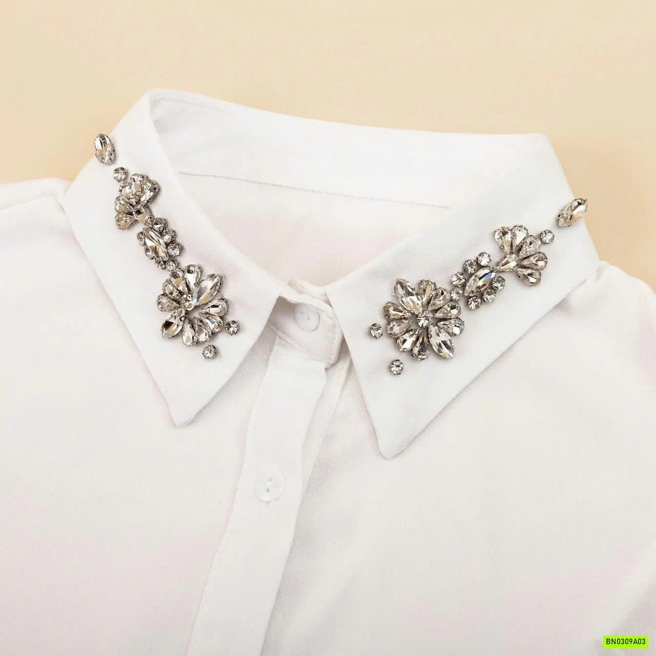 CỔ ÁO SƠ MI ĐÍNH ĐÁ