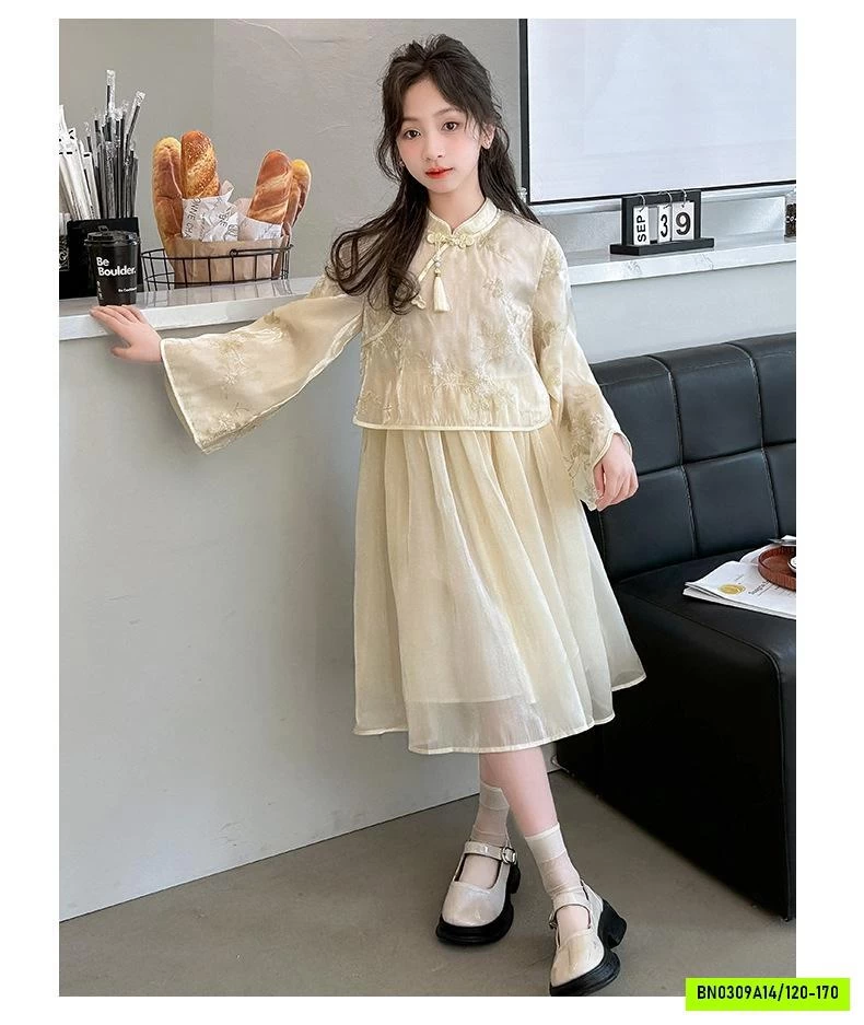 VÁY CỔ TRANG THÊU MÀU KEM SZ ĐẠI