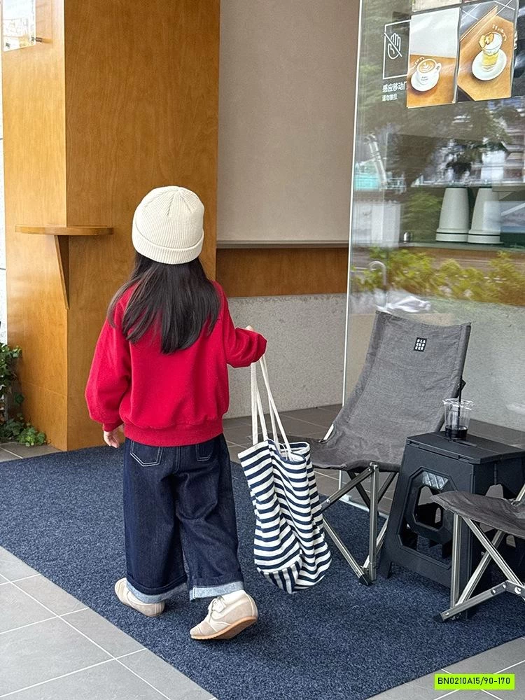 ÁO NỈ IN CHỮ 25F021 AMBB