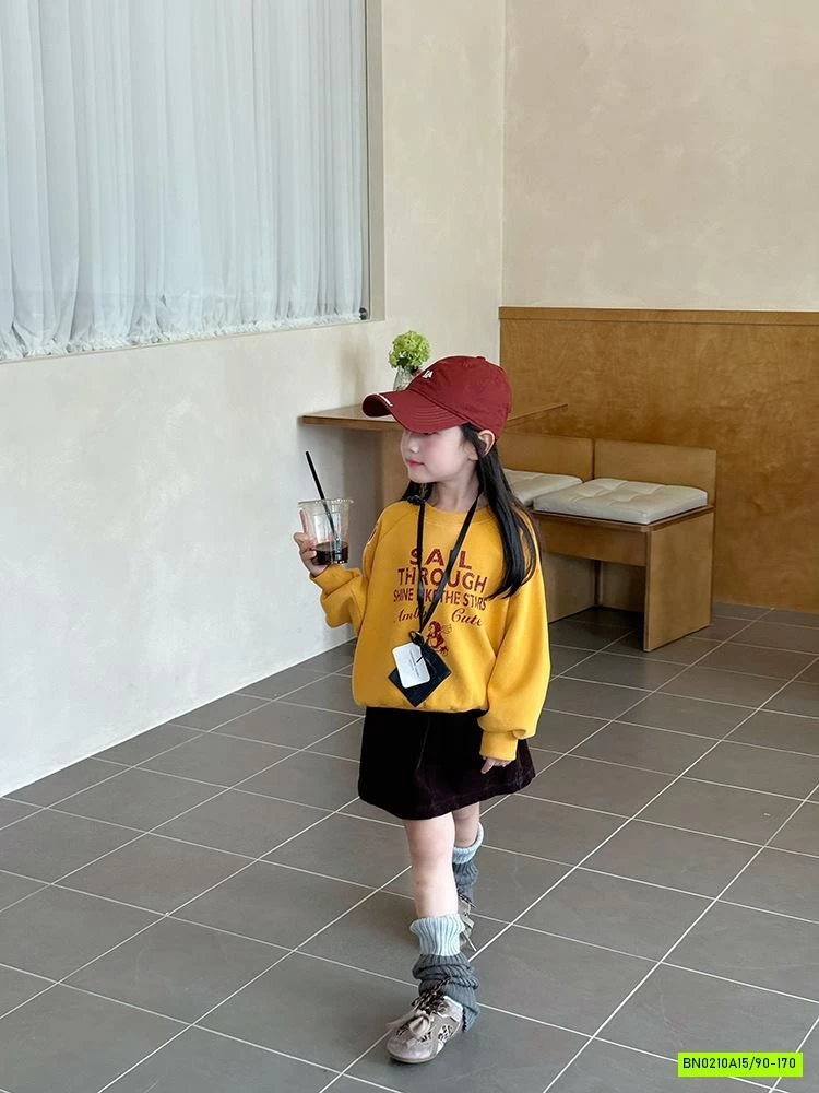 ÁO NỈ IN CHỮ 25F021 AMBB