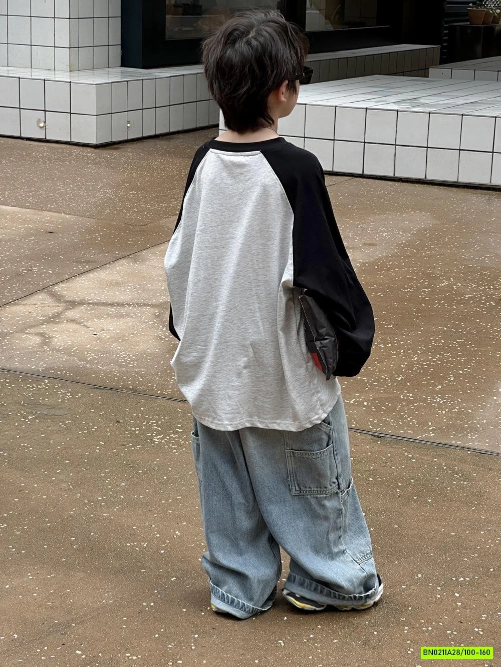 ÁO THUN PHỐI MÀU TAY