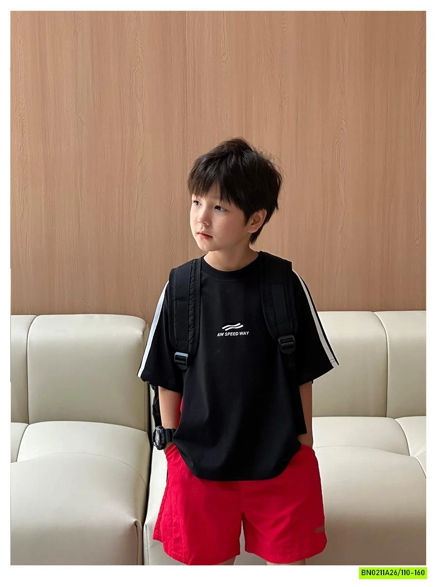 ÁO THUN ĐEN SỌC VAI