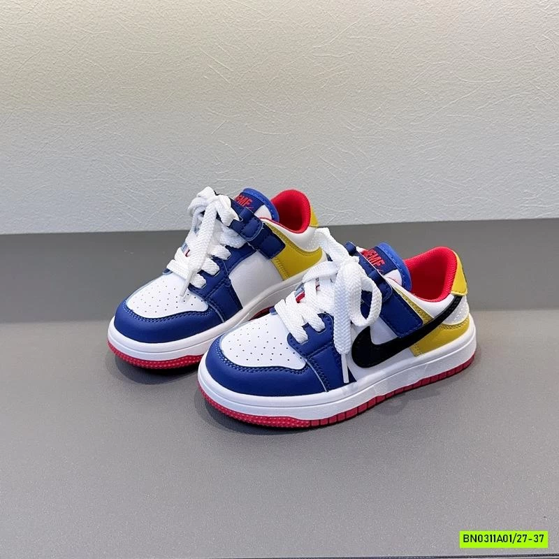 GIÀY THỂ THAO NI.KE PHỐI MÀU MỚI