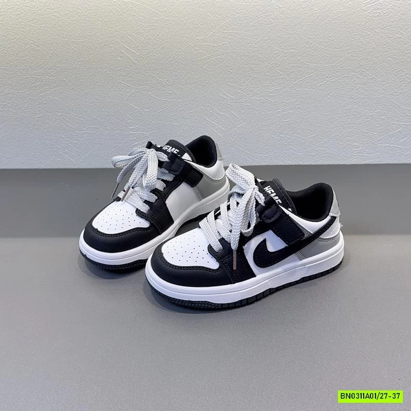 GIÀY THỂ THAO NI.KE PHỐI MÀU MỚI