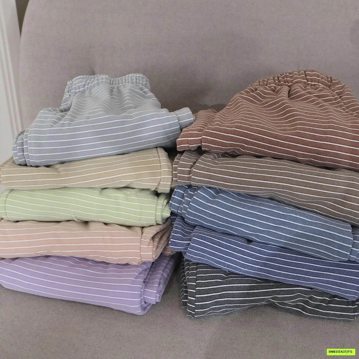 QUẦN NỈ SUÔNG KẺ MẶC NHÀ