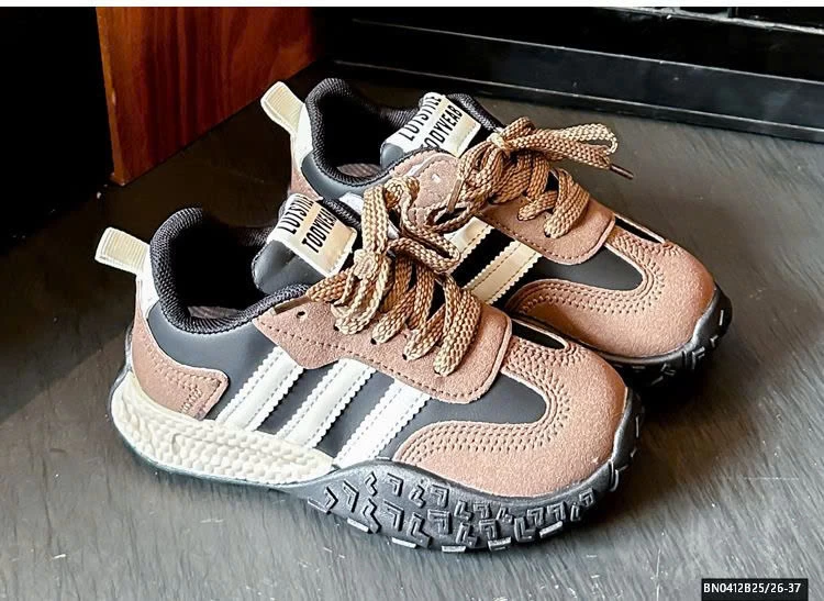 GIẦY ĐẾ ĐINH 3 SỌC