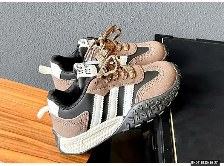 GIẦY ĐẾ ĐINH 3 SỌC