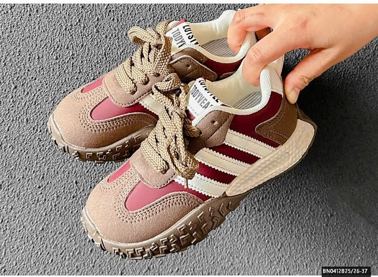 GIẦY ĐẾ ĐINH 3 SỌC