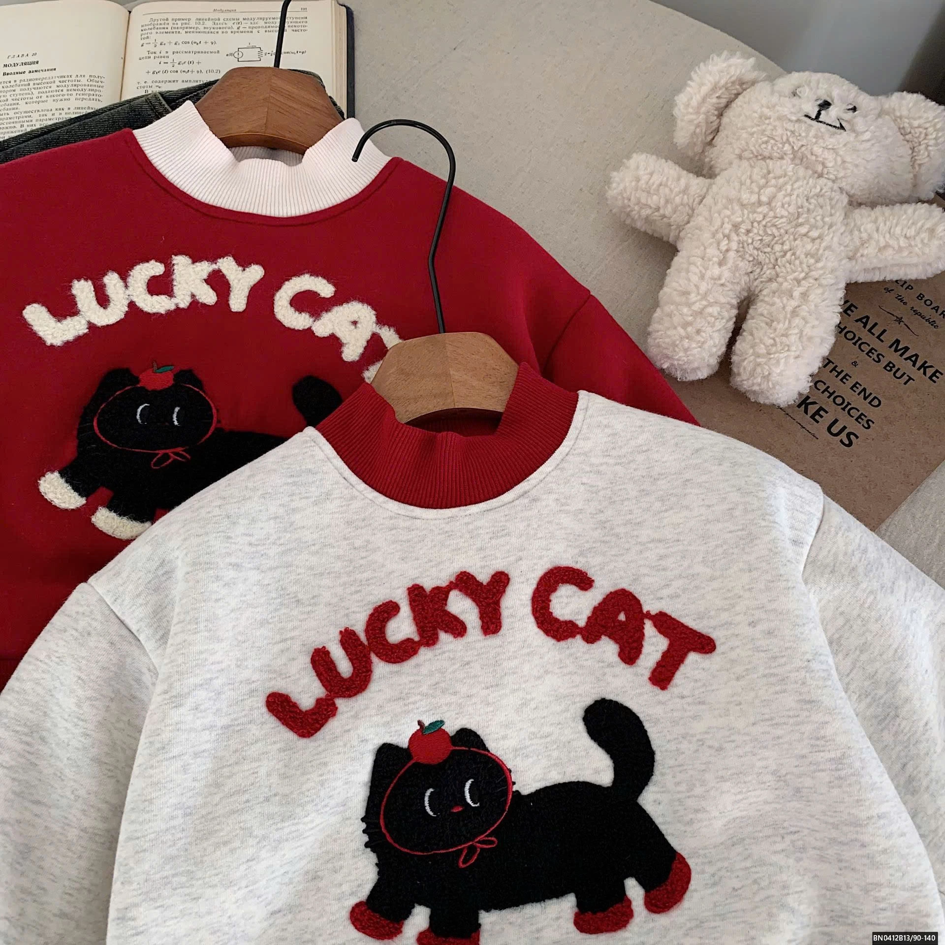 ÁO NỈ LÓT LÔNG CỪU LUCKY CAT