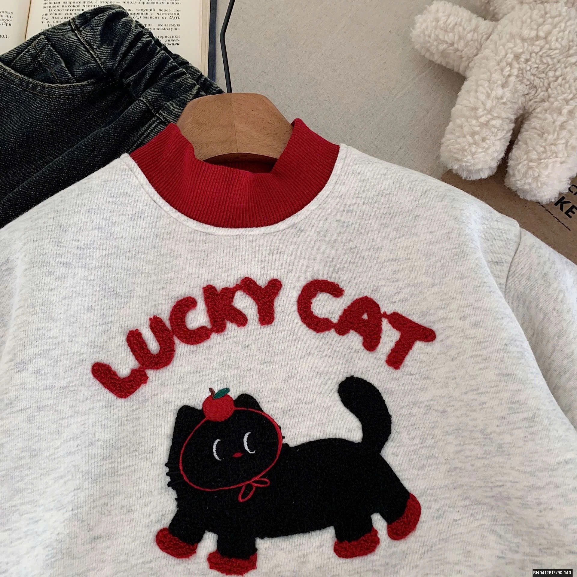ÁO NỈ LÓT LÔNG CỪU LUCKY CAT