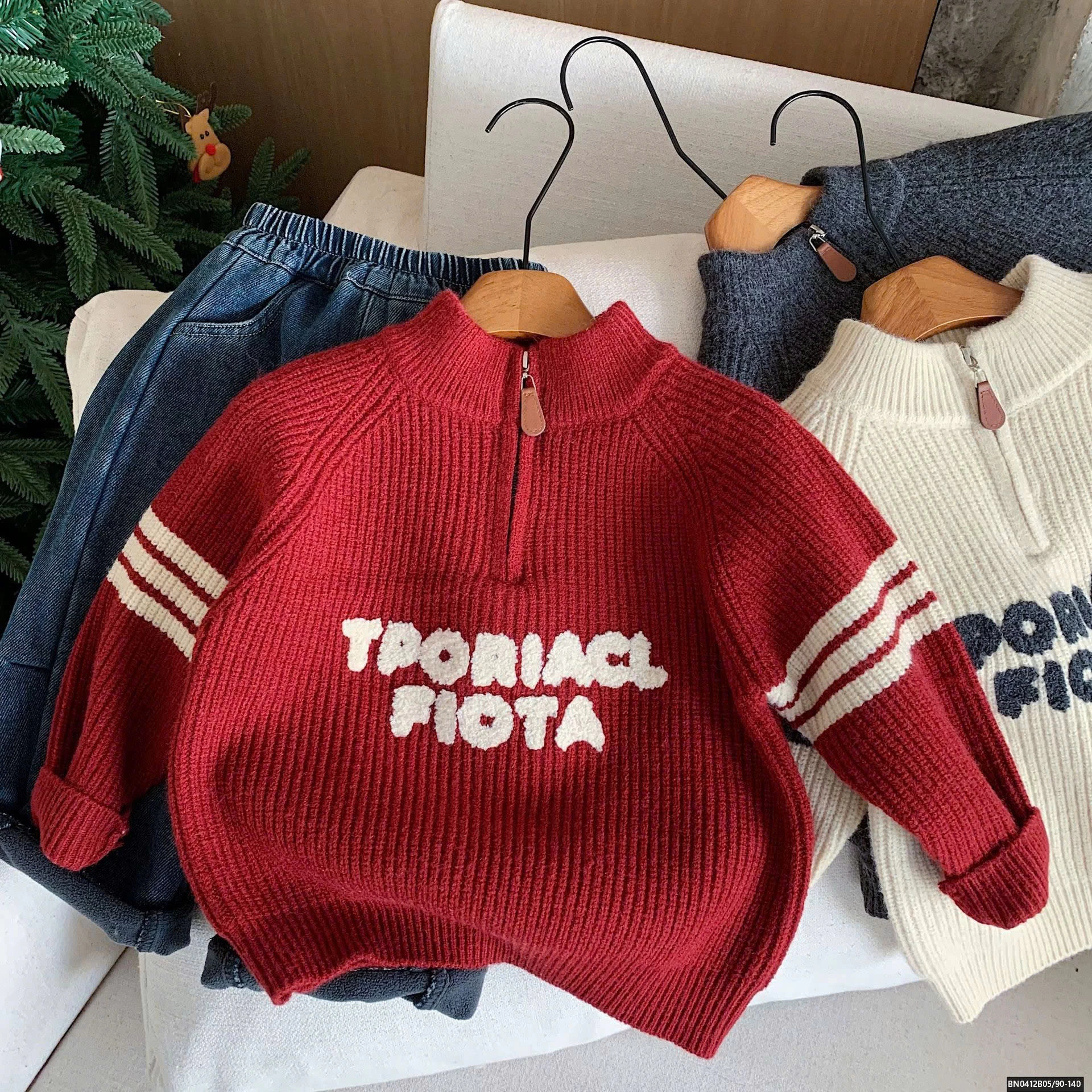 ÁO LEN KẺ TAY CỔ KHÓA