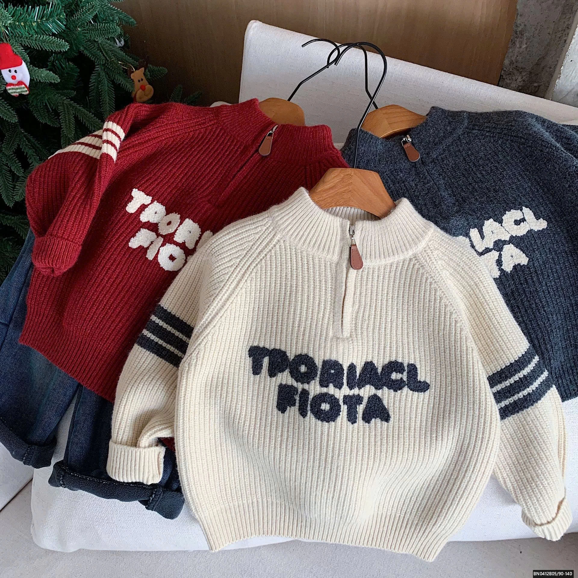 ÁO LEN KẺ TAY CỔ KHÓA