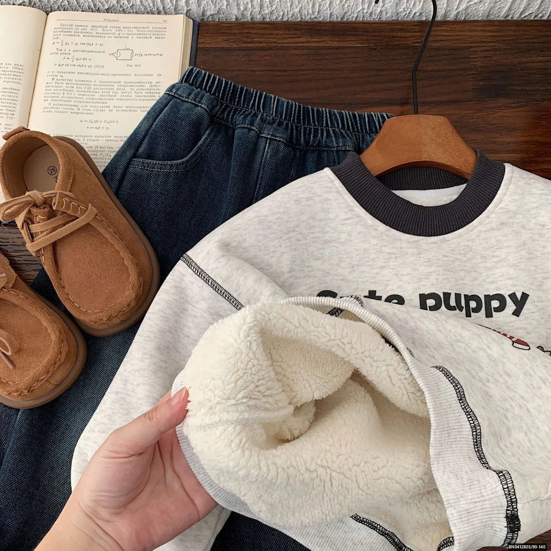 ÁO NỈ HOẠT HÌNH PUUPY LÓT LÔNG CỪU