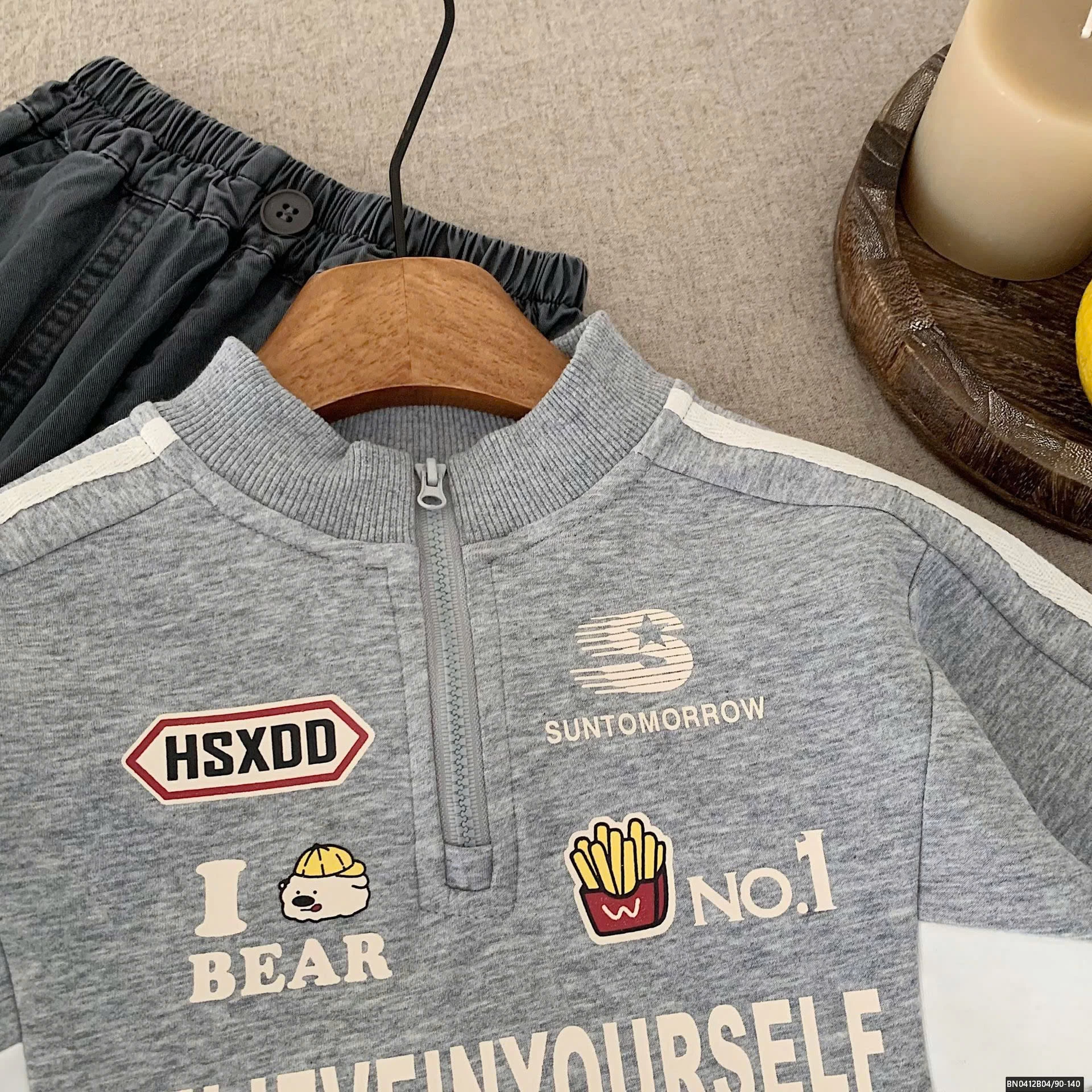 ÁO NỈ THỂ THAO CỔ KHÓA