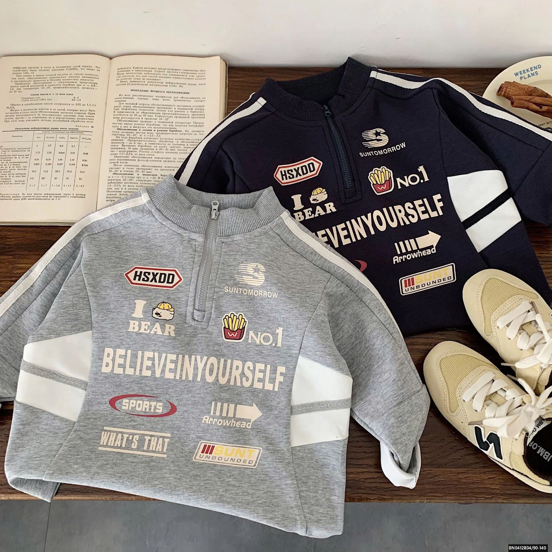 ÁO NỈ THỂ THAO CỔ KHÓA