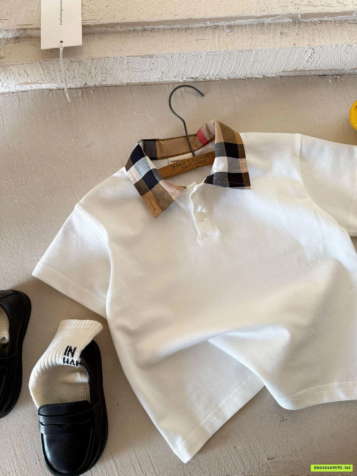 POLO TRẮNG CỔ KẺ CARO MMGGBABY