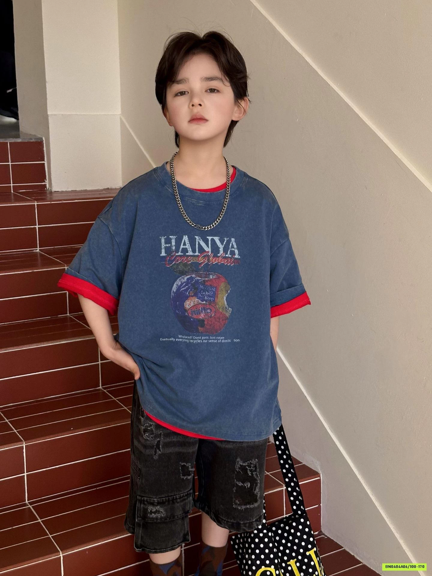 SHORT JEANS ĐEN CÁ TÍNH HANYA