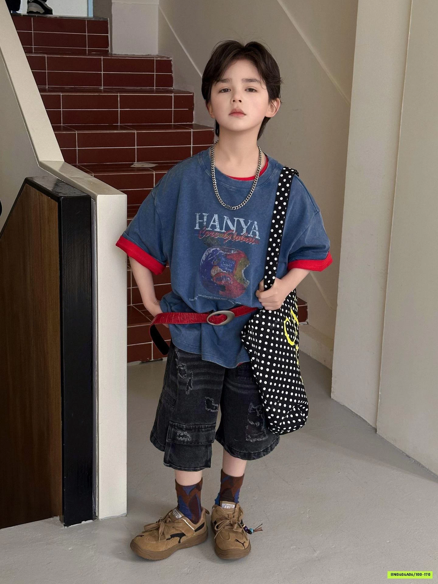 SHORT JEANS ĐEN CÁ TÍNH HANYA