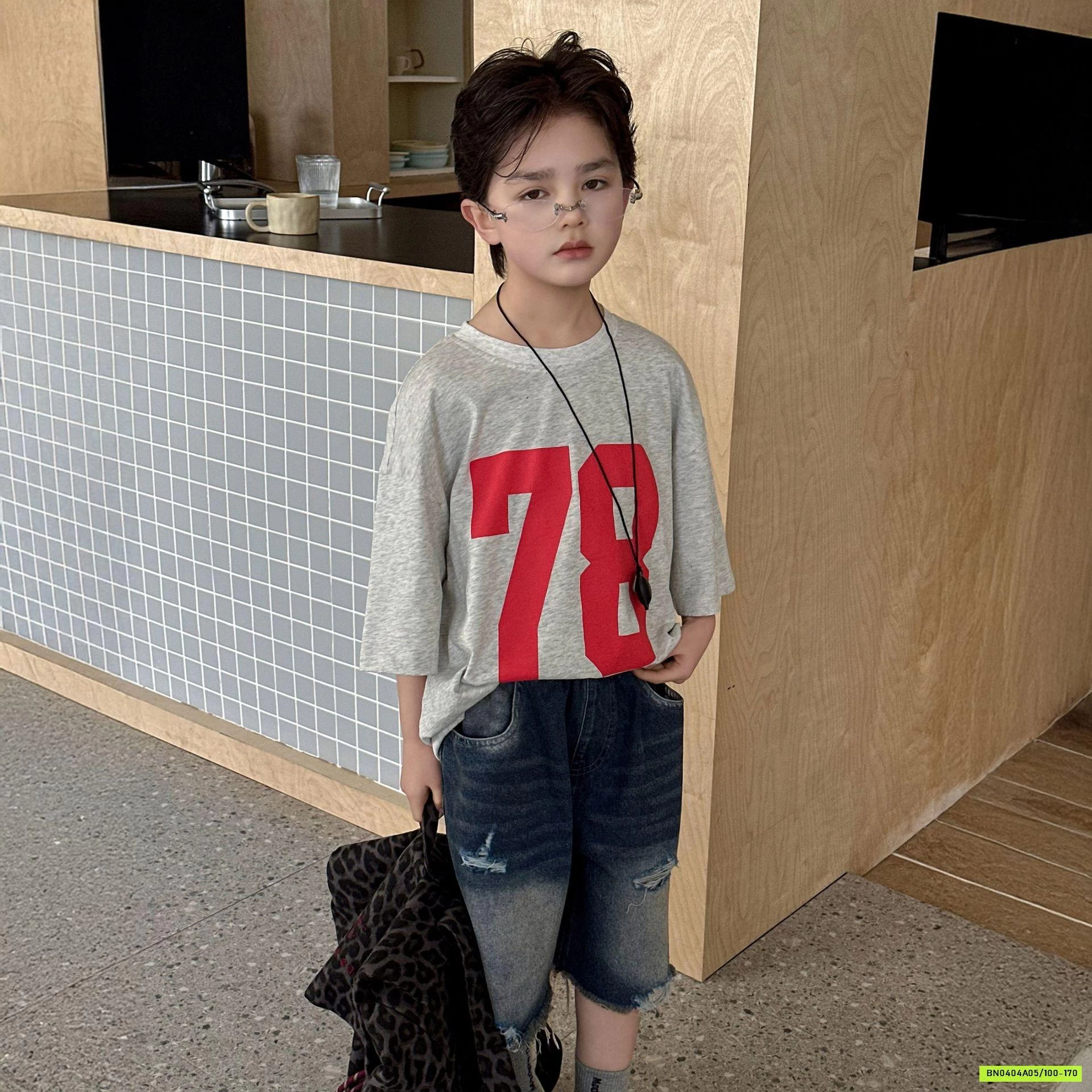 SHORT JEANS RÁCH LOANG MÀU HANYA