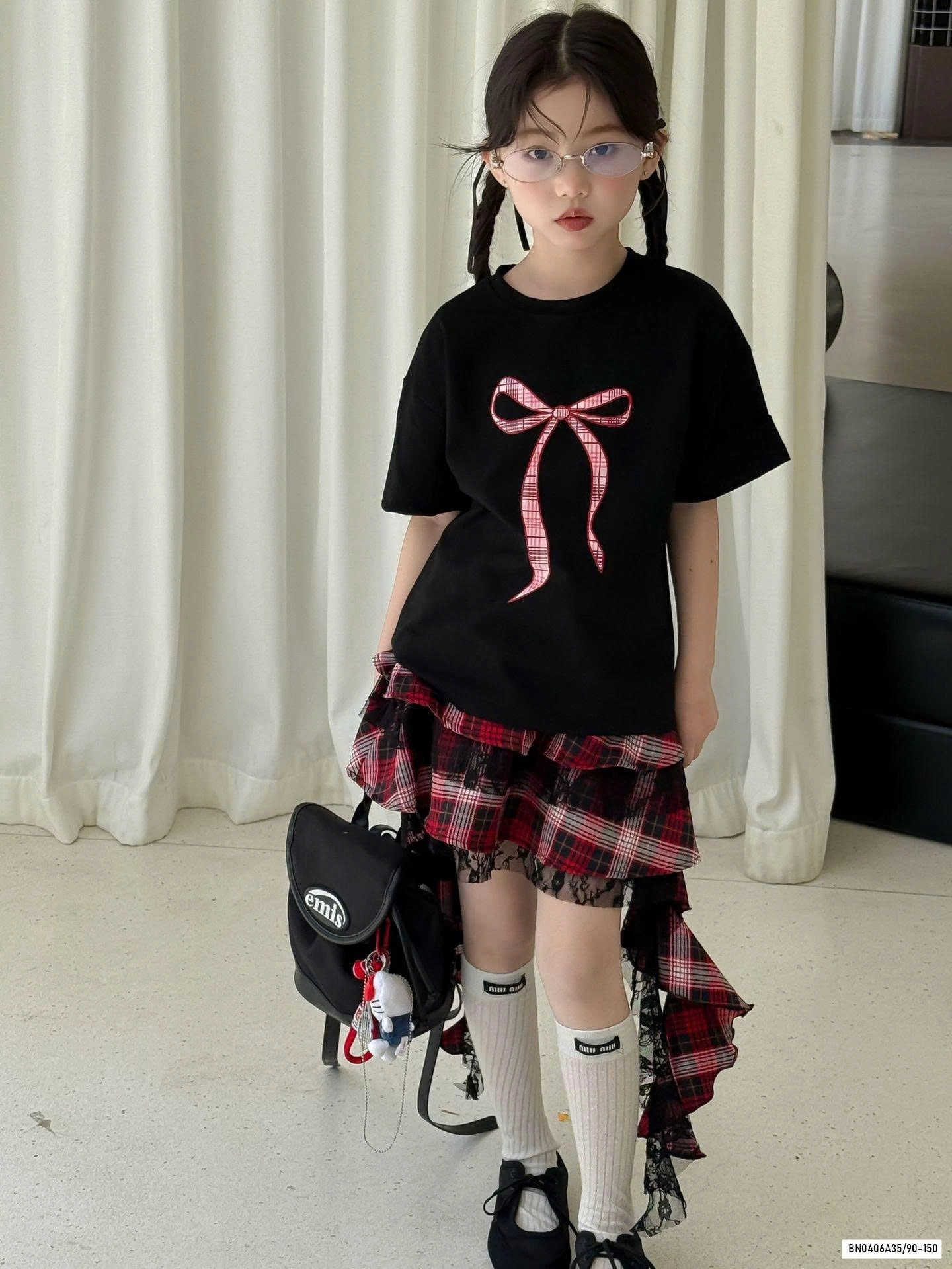 ÁO ĐEN NƠ MIX CV CARO