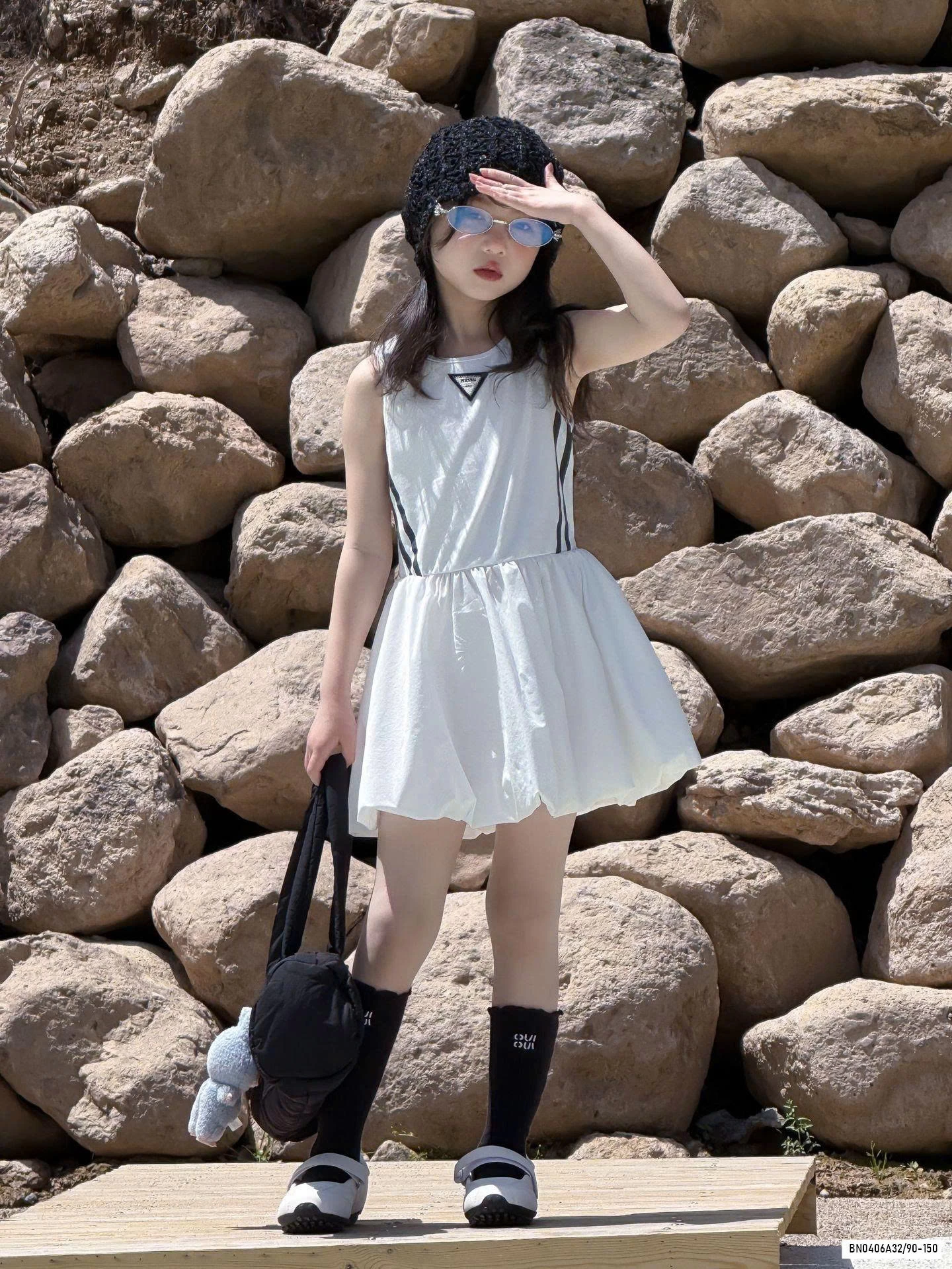 ĐẦM BÍ SÁT NÁCH SỌC BÊN