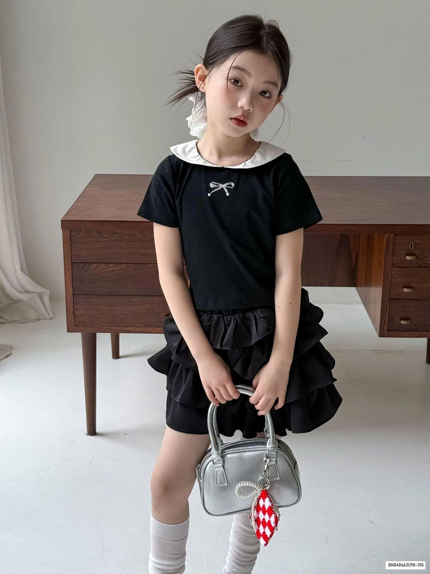 ÁO THUN CỔ SEN MIX CV XẾP TẦNG