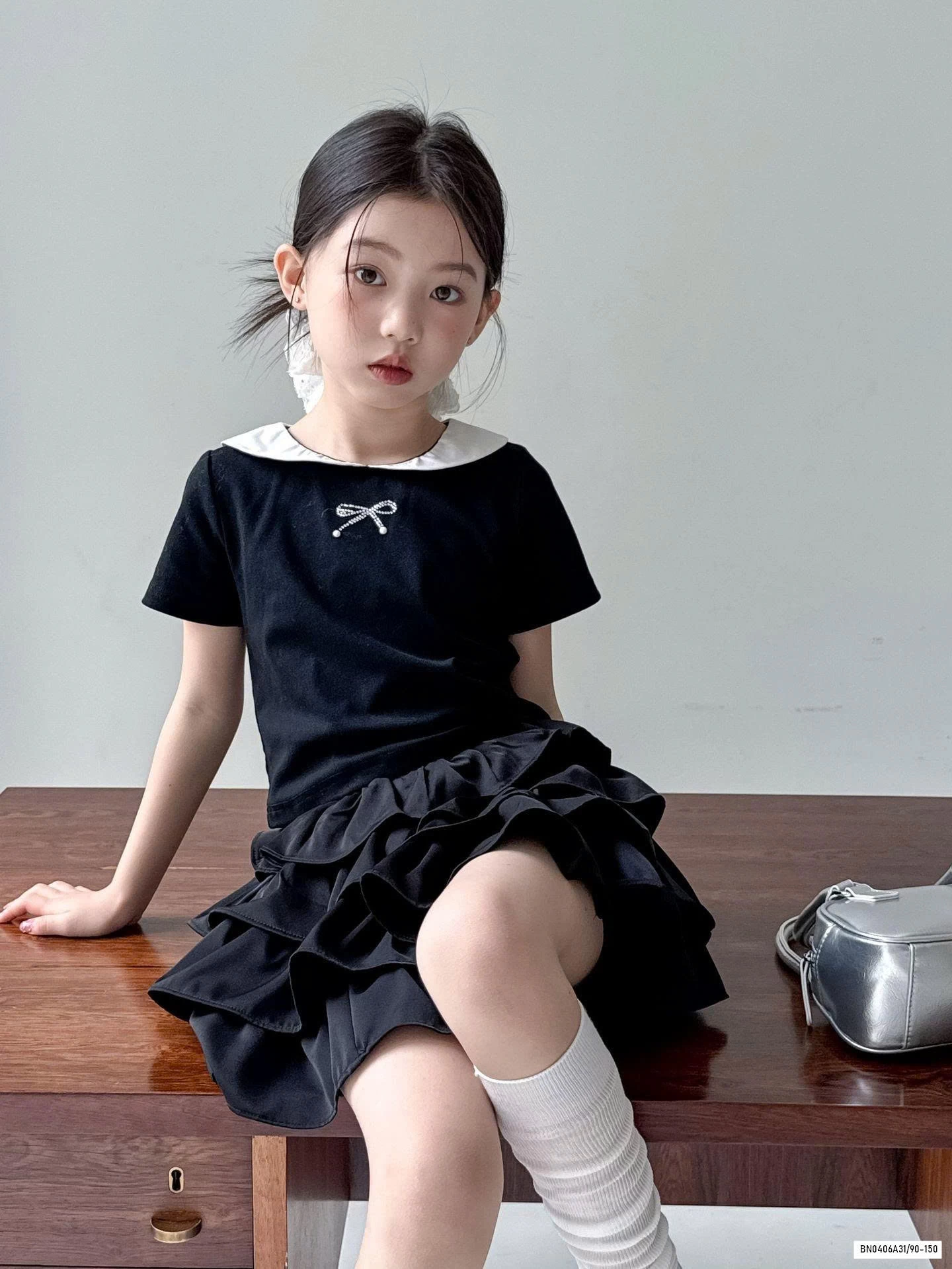 ÁO THUN CỔ SEN MIX CV XẾP TẦNG