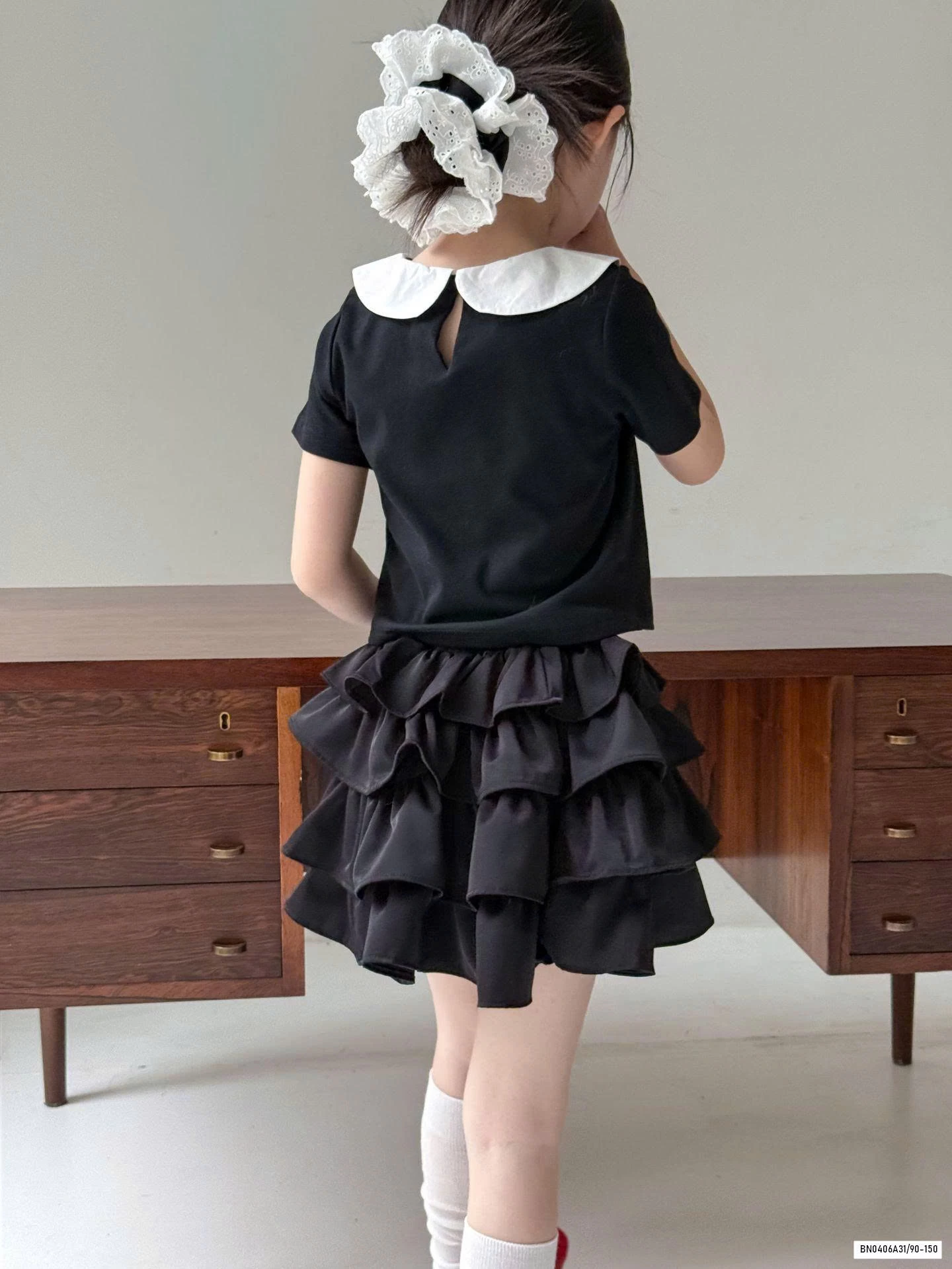 ÁO THUN CỔ SEN MIX CV XẾP TẦNG