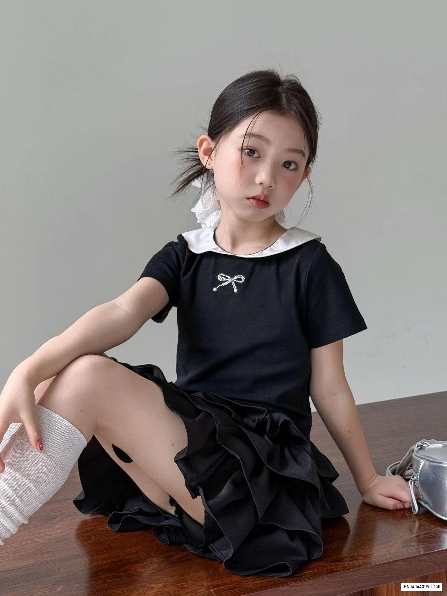 ÁO THUN CỔ SEN MIX CV XẾP TẦNG