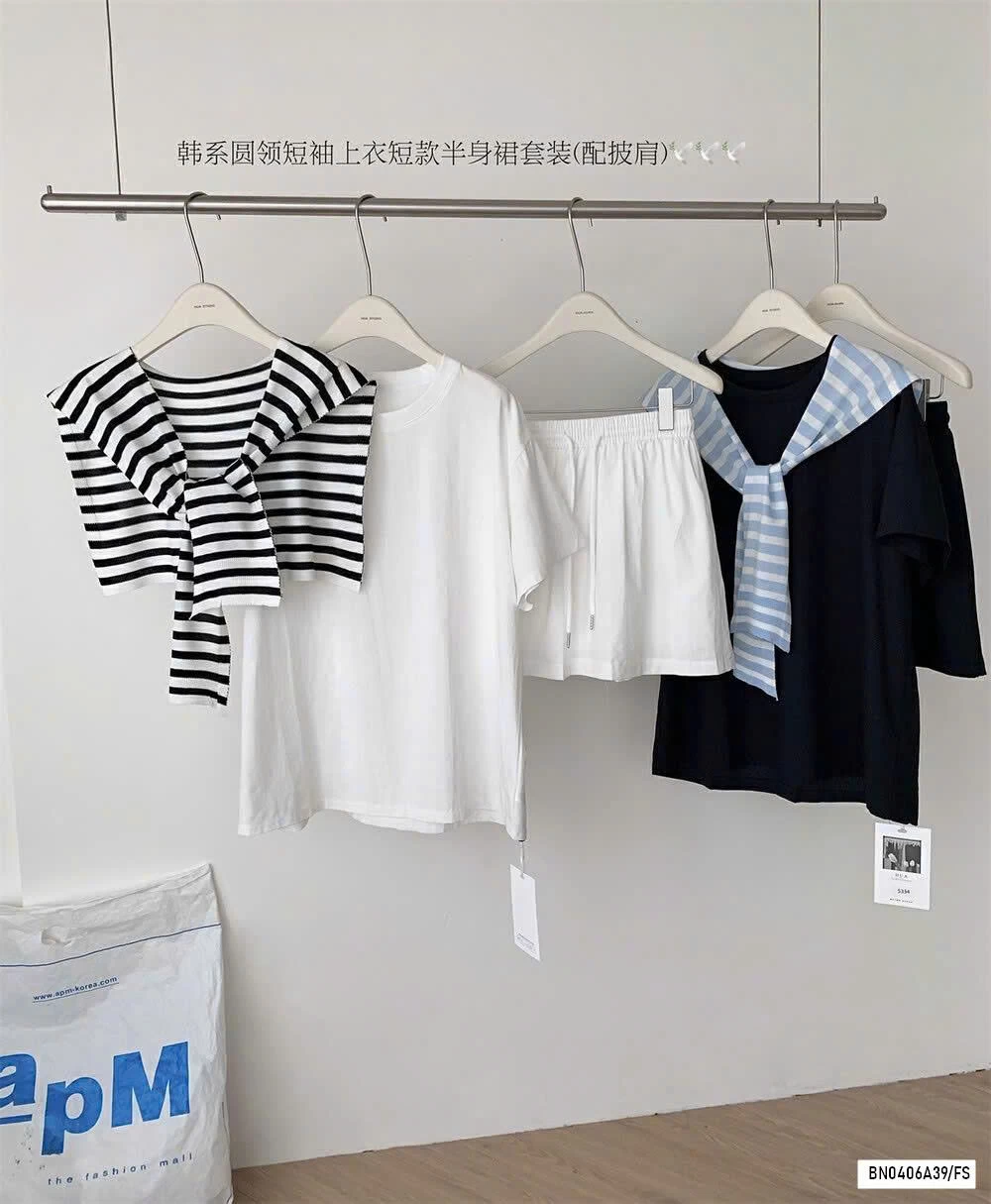 SÉT VÁY KÈM KHĂN CHOÀNG